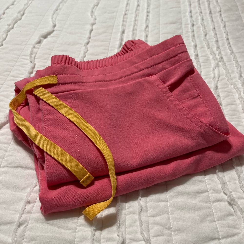 Figs scrub set